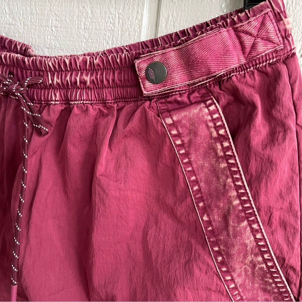 Free People FP Movement Get A Clue Hiking Shorts in Berry Burgundy Size M - Picture 3 of 8